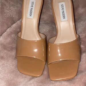 Steve Madden brown leather heels